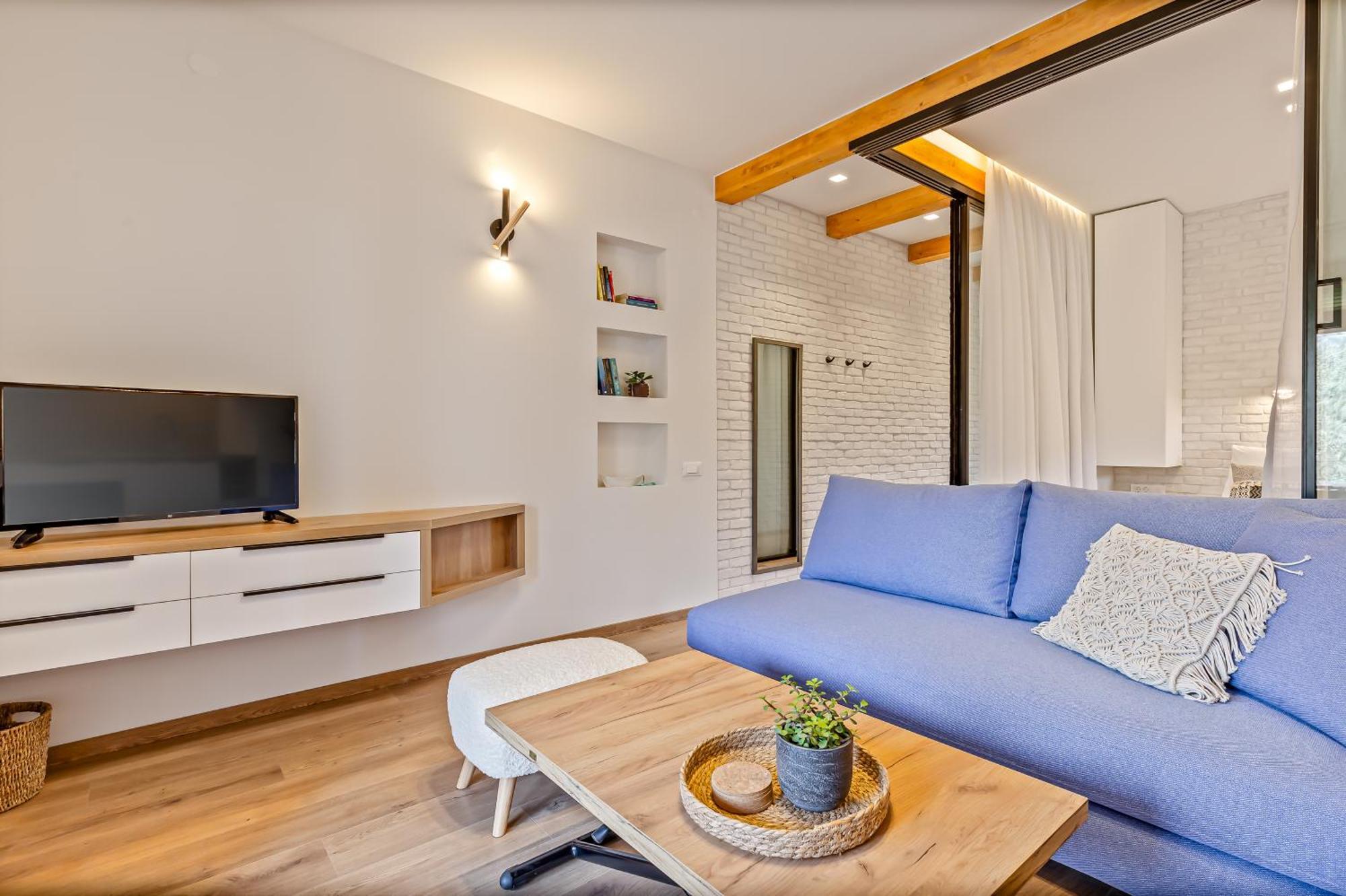 Apartment Lola *
