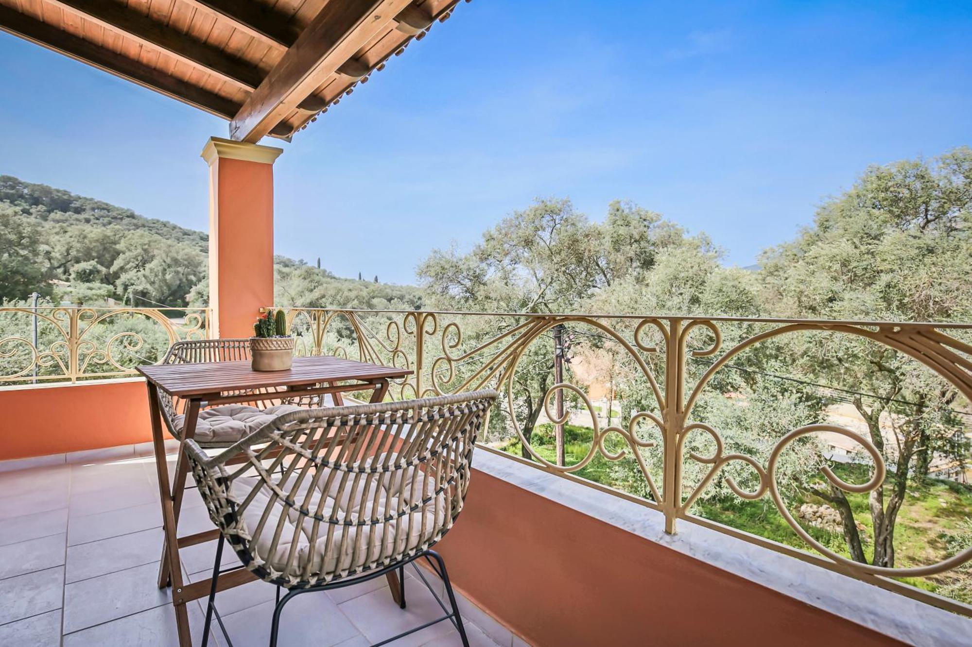 Apartment Lola Liapades